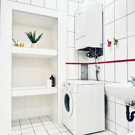 5Br Shared Apt Ideal For Groups 7 Min To Westbahnhof Viena Exterior foto