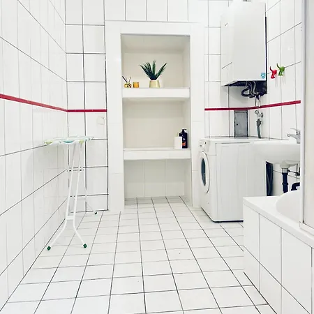 5Br Shared Apt Ideal For Groups 7 Min To Westbahnhof Viena Exterior foto