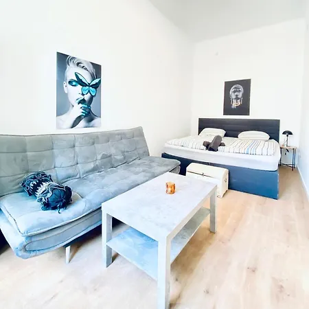 5Br Shared Apt Ideal For Groups 7 Min To Westbahnhof Viena Exterior foto