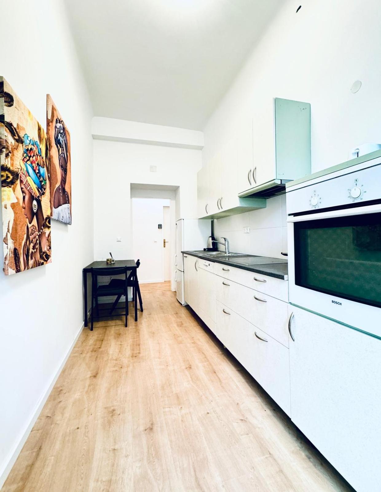 5br Shared Ideal For Groups 7 Min To Westbahnhof Wien