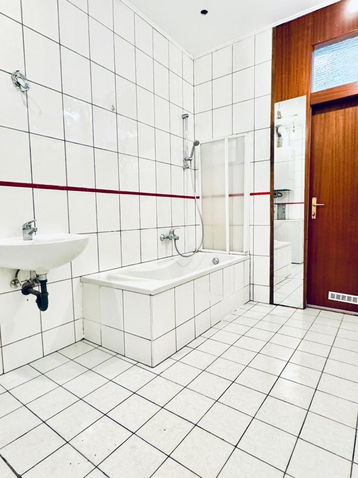 5br Shared Ideal For Groups 7 Min To Westbahnhof Apartamento *